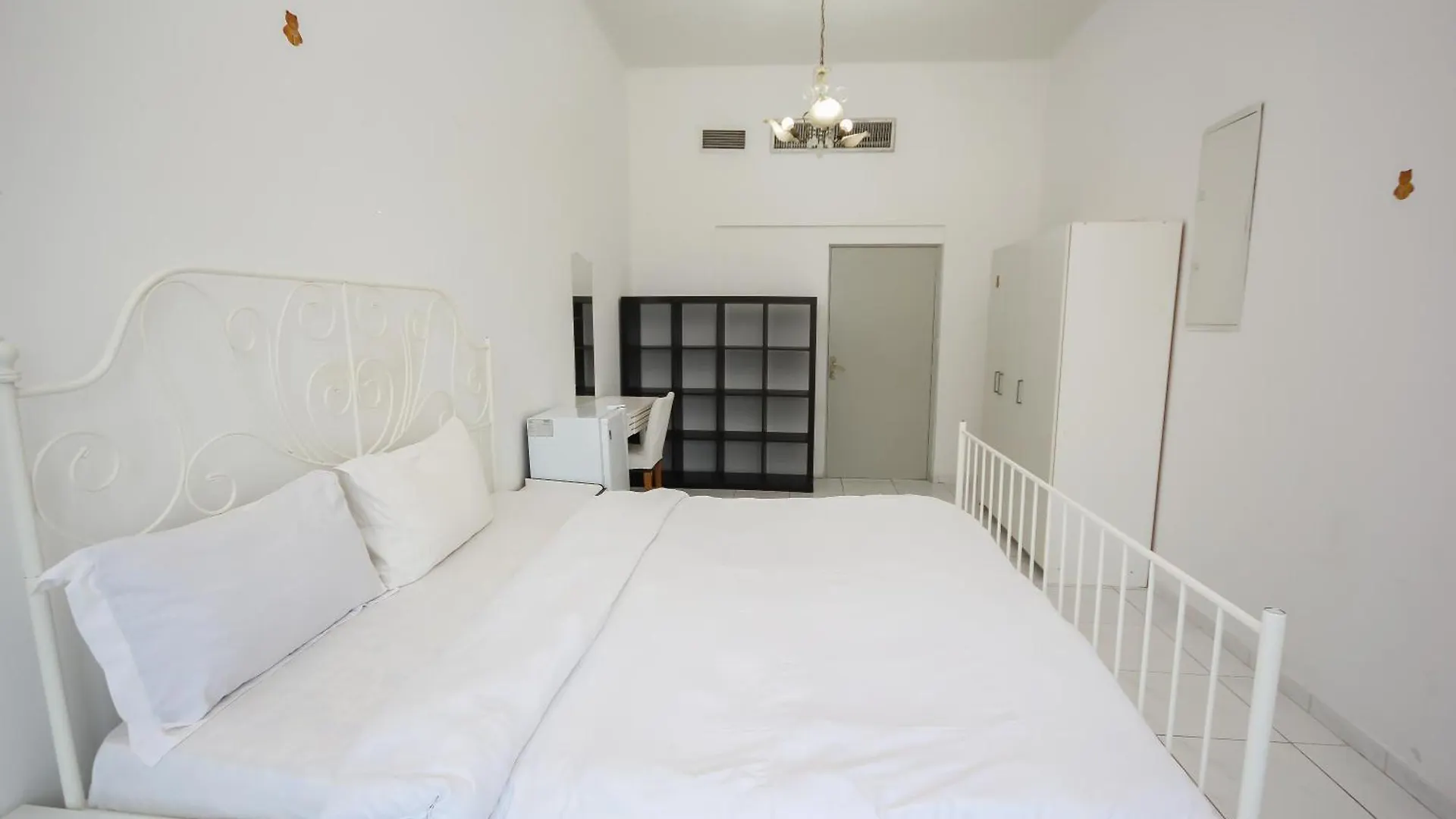 דובאי Comfortable Private Rooms In Compound Housing